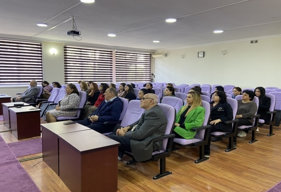 İtaliyalı alimin iştirakı ilə MBBİ-də elmi seminar keçirilib