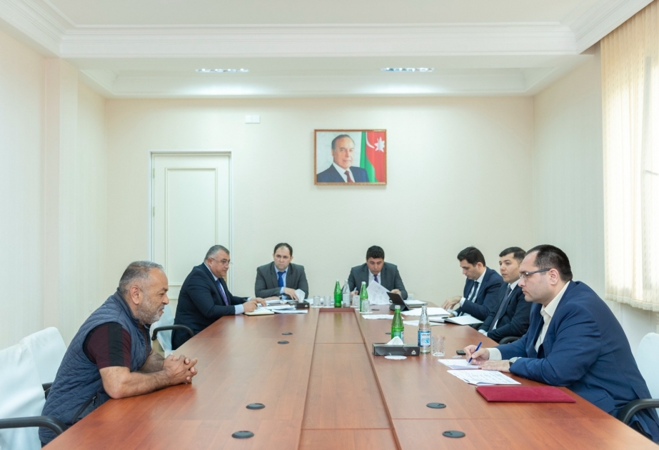 Nazir Məcnun Məmmədov Göyçayda vətəndaşları qəbul edib