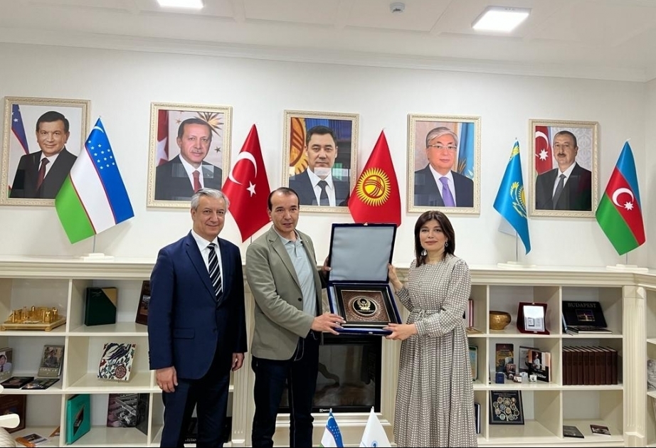 Ministro uzbeko de Cultura y Turismo visita la Fundación Internacional de Cultura y Patrimonio Túrquicos