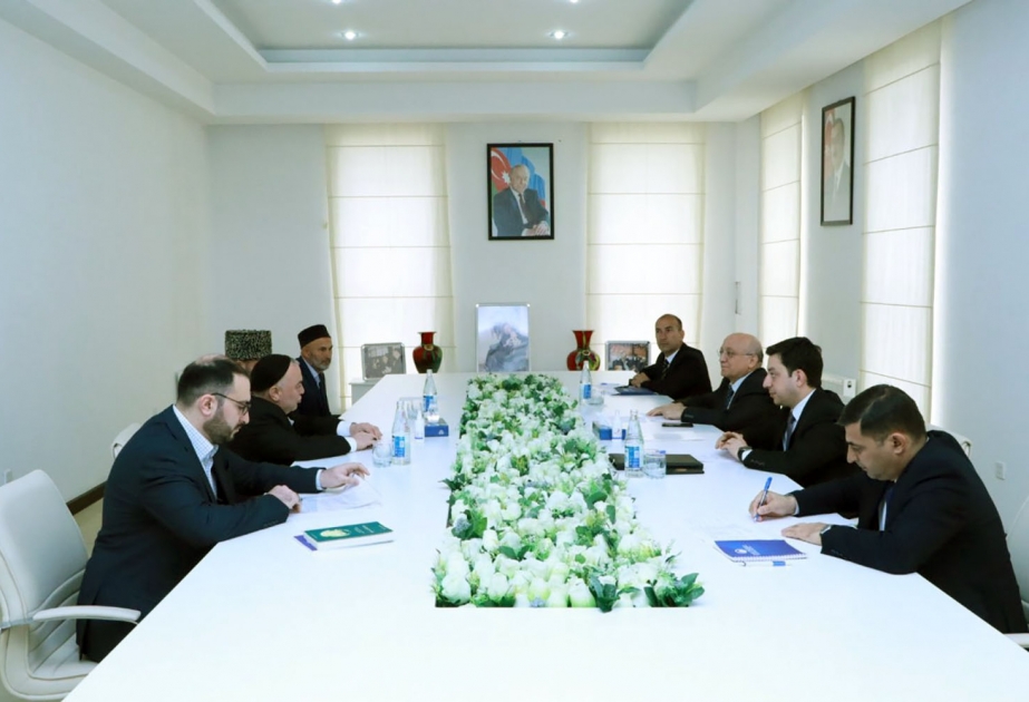 Dövlət Komitəsinin sədri Qubada vətəndaşların müraciətlərini dinləyib