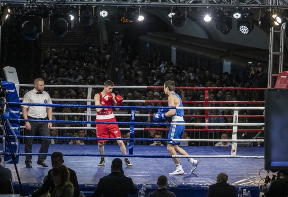 Ukraynada metro stansiyasında boks turniri təşkil edilib