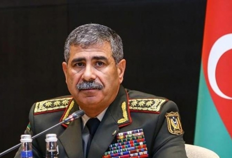 Ministro de Defensa de Azerbaiyán: 