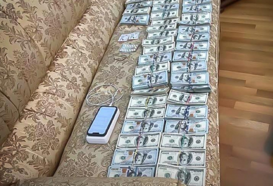 Ukraynanın Ali Məhkəməsinin sədri rüşvət alarkən saxlanılıb