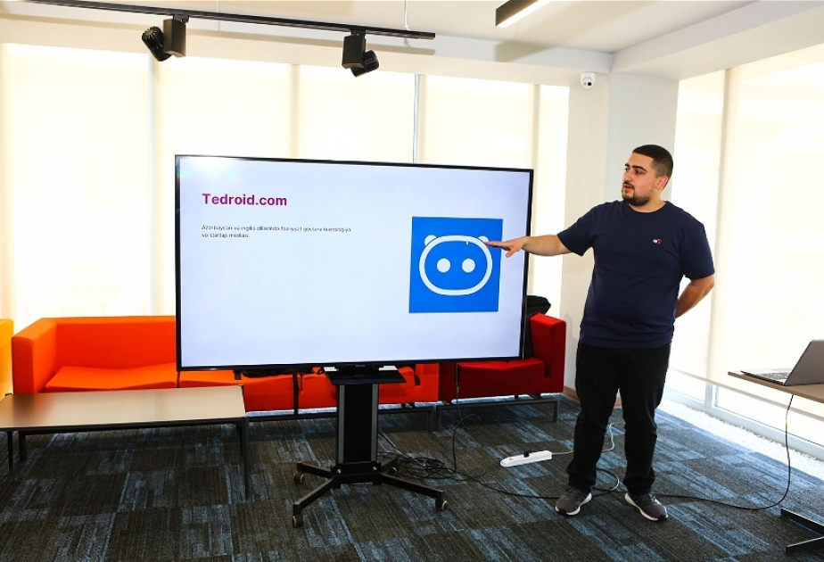 “MEDİAlab” layihəsi çərçivəsində “Sahəvi jurnalistika- texnologiya bloqları” mövzusunda seminar