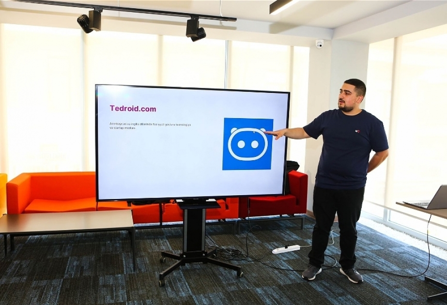 В рамках проекта MEDİAlab прошел семинар «Отраслевая журналистика – технологические блоги»