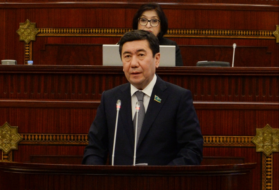 Presidente de la Cámara Baja del Parlamento kazajo: 