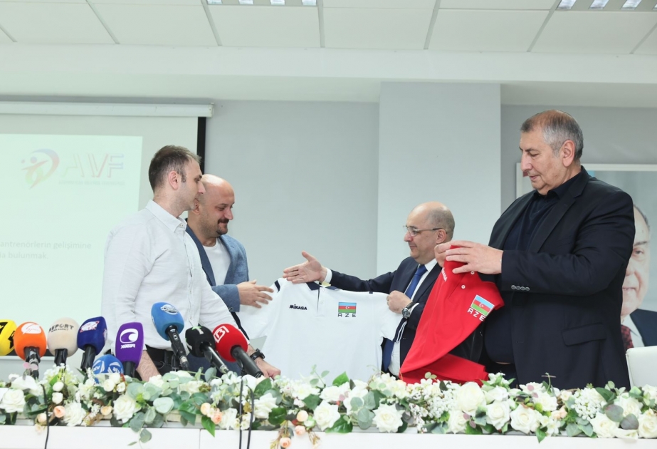 Ataman Güneyligil: Avropa çempionatında yüksək nəticələr əldə etməyi hədəfləyirik