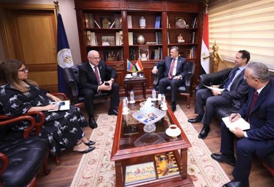 Azerbaiyán y Egipto examinan las perspectivas de desarrollo de la cooperación turística
