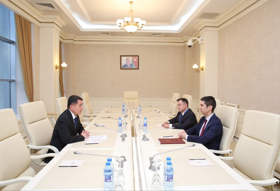 Azərbaycan və Moldova parlamentləri arasında əlaqələrin perspektivlərinə dair fikir mübadiləsi aparılıb