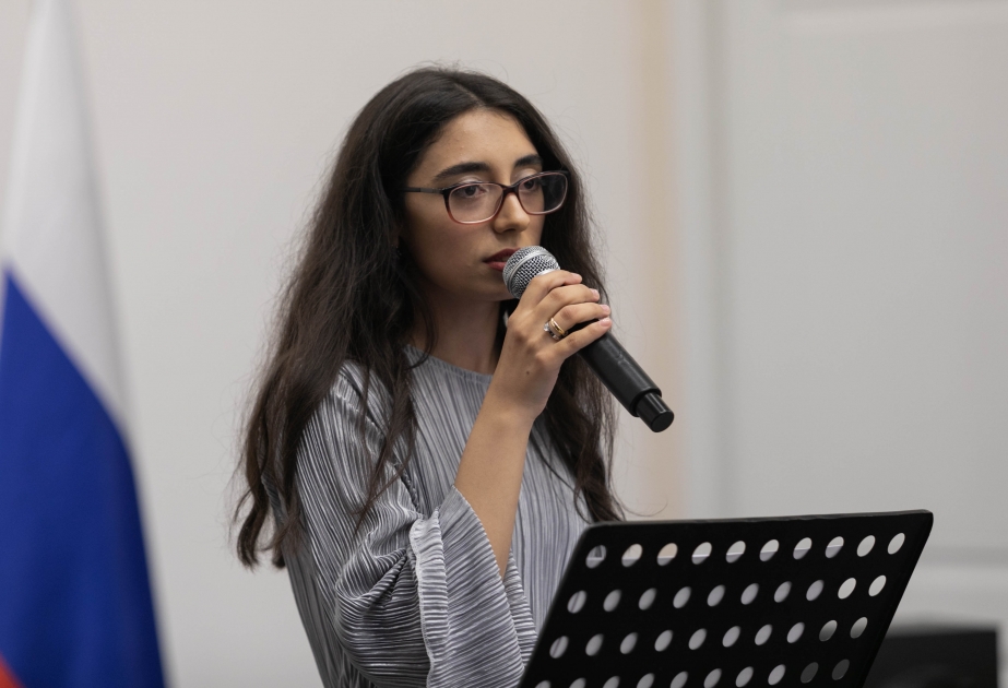 Bakıdakı Rus evində musiqili-poetik gecə
