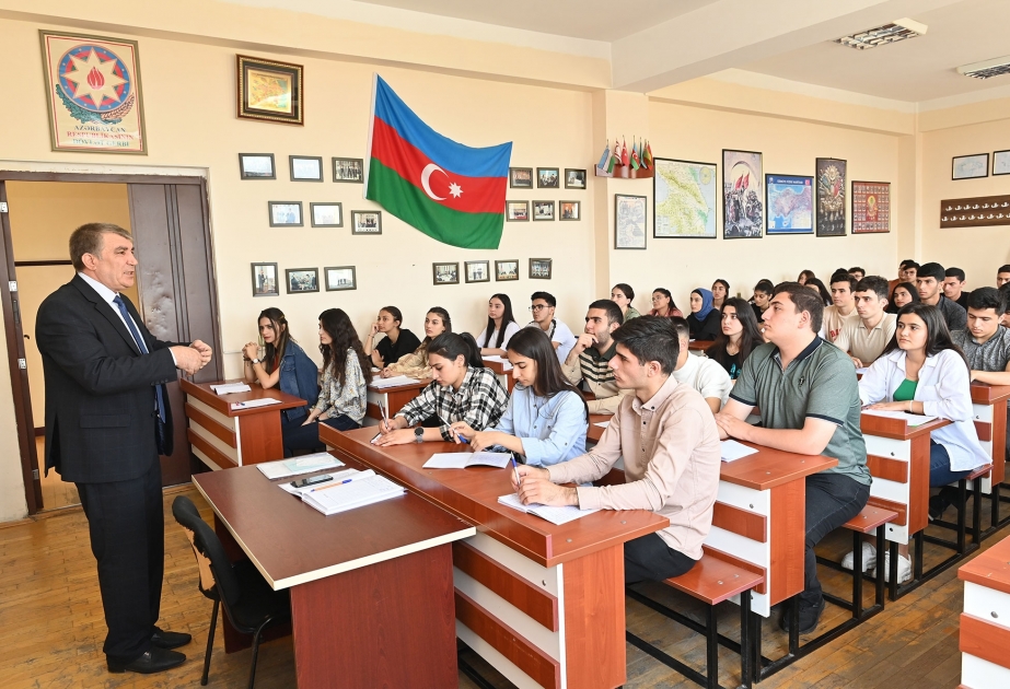 Əlavə təhsilin “Təkrar ali və orta ixtisas təhsili” növü üzrə sənəd qəbulu davam edir