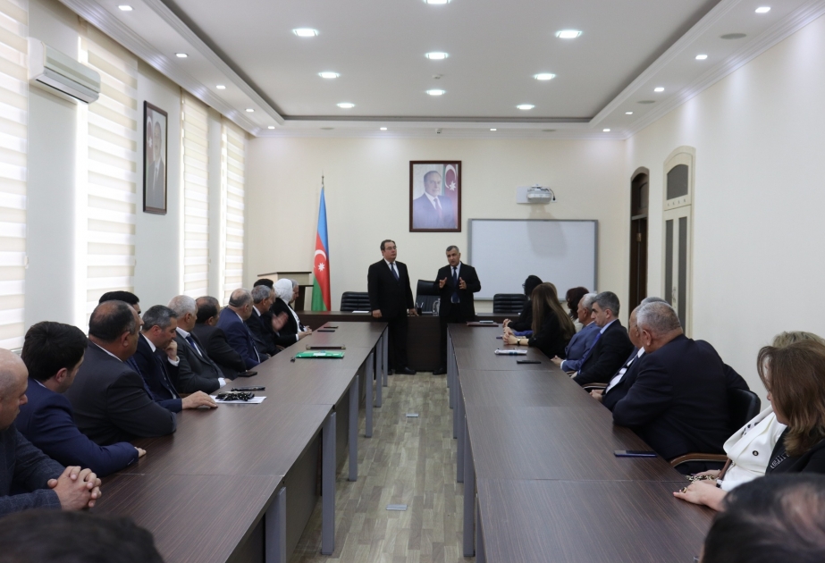 İxtisasartırma kursunu müvəffəqiyyətlə bitirmiş mediatorlara sertifikatlar təqdim olunub