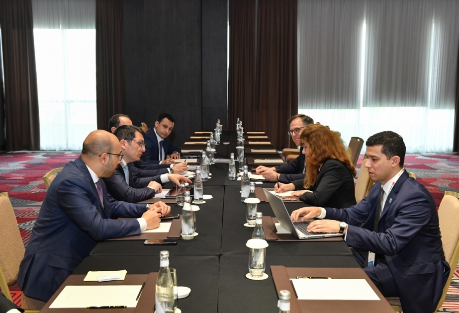 La participation de la BERD aux projets d’infrastructure en Azerbaïdjan au cœur des discussions