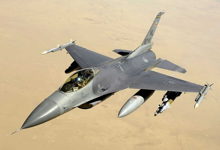 CNN: Ağ ev Ukraynaya F-16 təyyarələrinin tədarükünə icazə verəcək