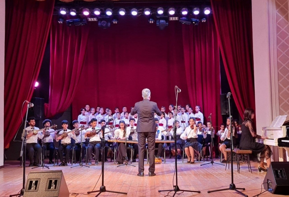 Musiqi məktəbinin hesabat konserti
