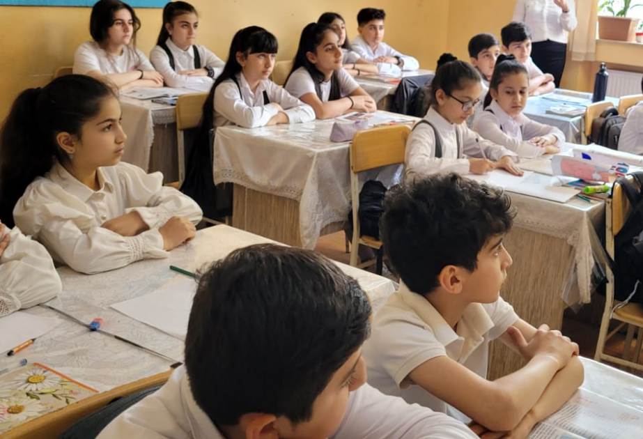 Bakı Dövlət Universiteti Masallının üç məktəbinə kitablar hədiyyə edib