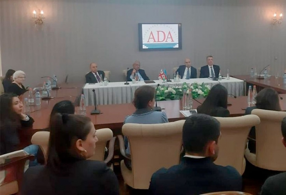 La delegación de Azerbaiyán continúa su visita en Georgia