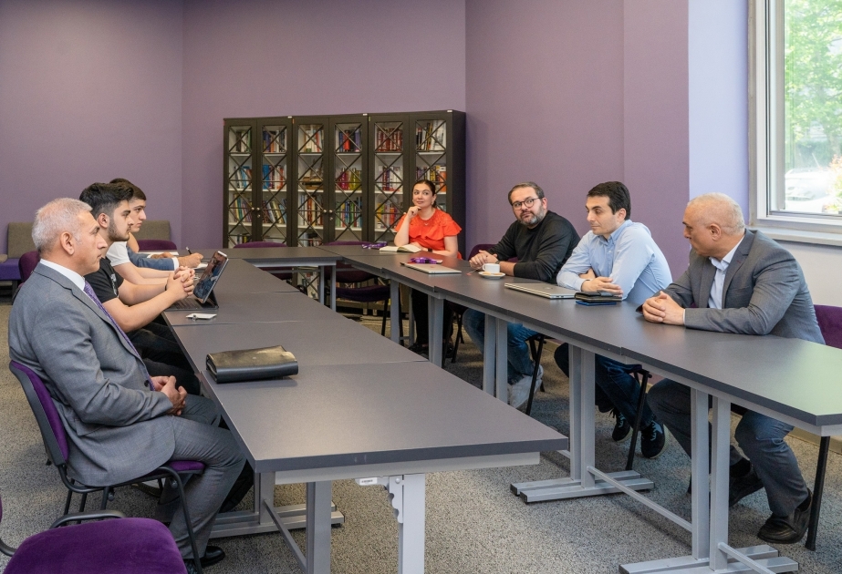®  Azercell Held a Meeting with the ADA School Students