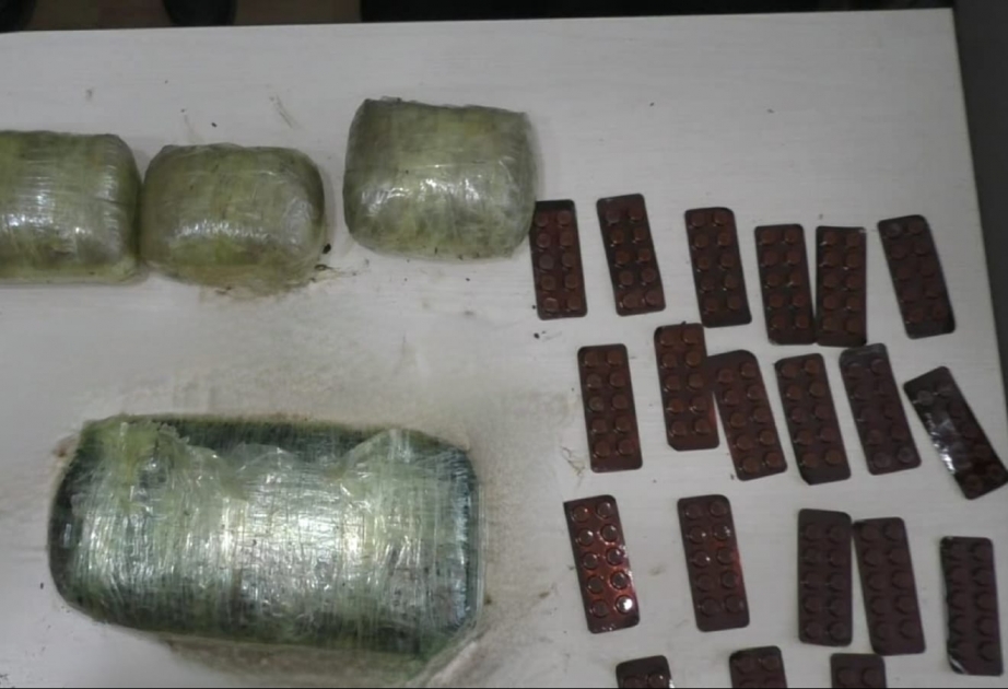 Cəlilabadda saxlanılan narkokuryerlərdən 7 kiloqramdan artıq müxtəlif növ narkotik vasitə və həblər aşkarlanıb