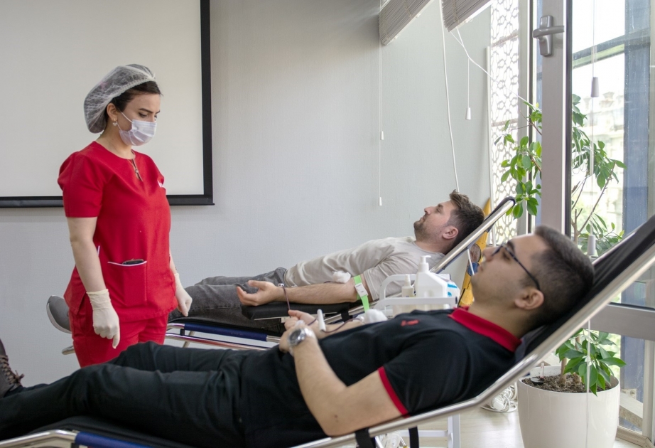 “Azərpoçt” və “Azərkosmos” birgə qanvermə aksiyası keçirib