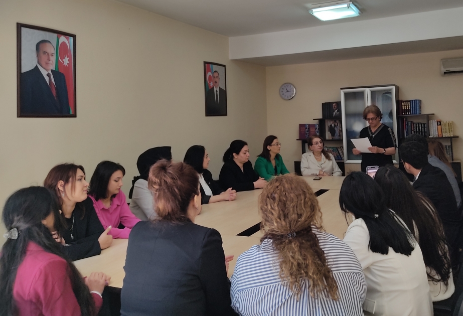 “Heydər Əliyev və muzeylərimiz” mövzusunda dəyirmi masa təşkil olunub