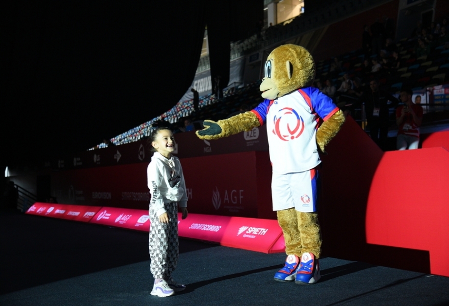 Maskot “Luici” Avropa çempionatının iştirakçılarına xoş əhval-ruhiyyə bəxş edib