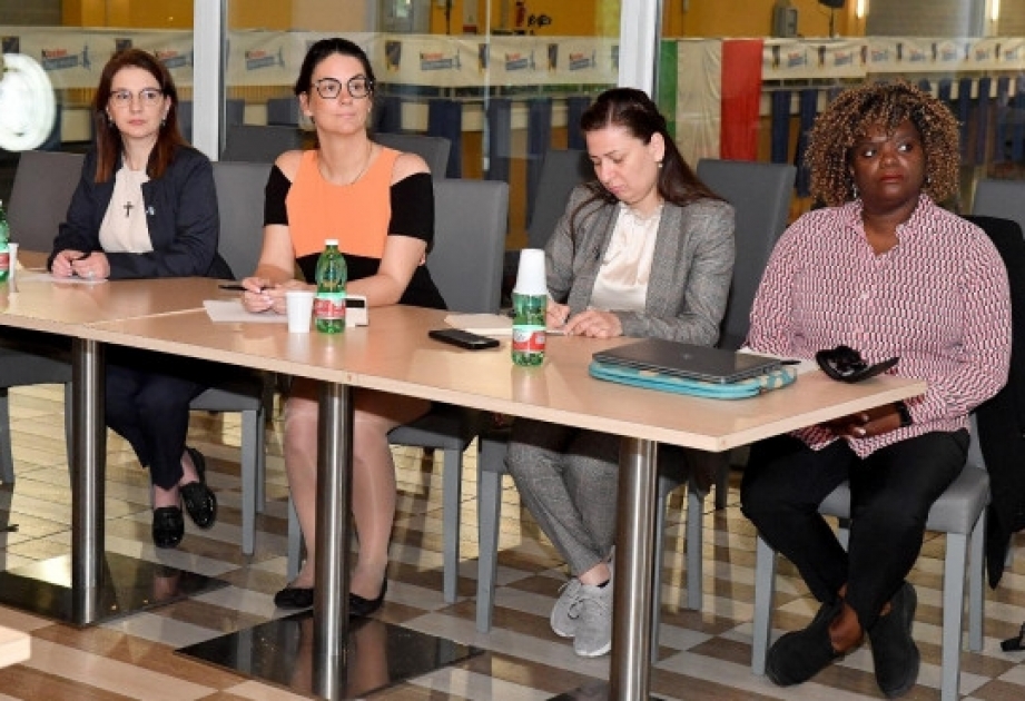 Azərbaycan Qılıncoynatma Federasiyasının nümayəndəsi beynəlxalq kursa qatılıb