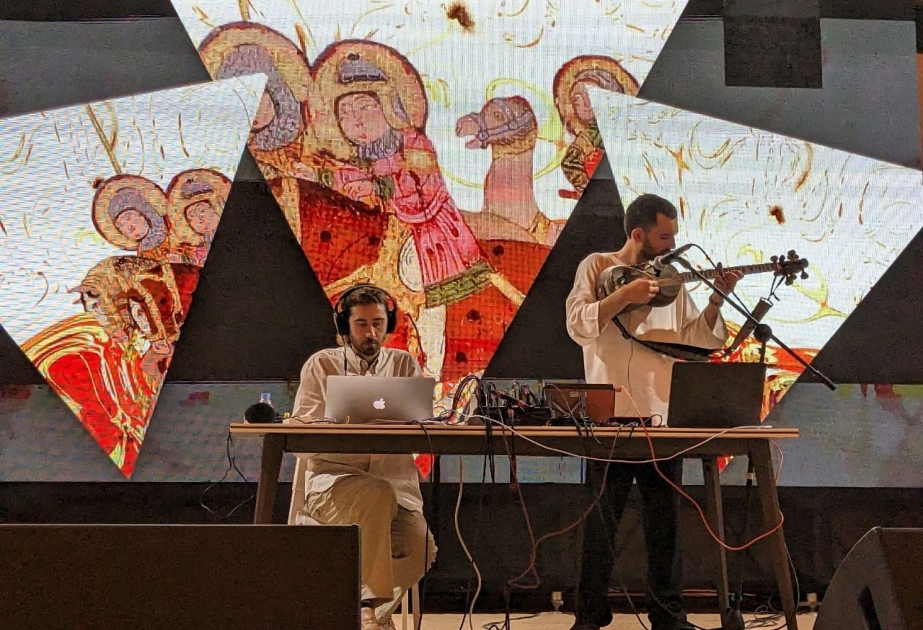 İslam İncəsənəti Biennalesi çərçivəsində “Azərbaycan musiqisi” adlı multimedia layihəsinin təqdimatı olub