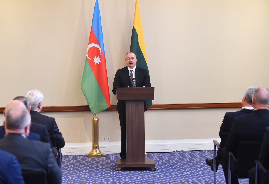 Le président Ilham Aliyev : Les questions d'énergie renouvelable sont inscrites à l'ordre du jour de l'Azerbaïdjan et de la Lituanie