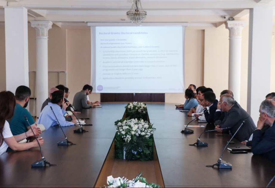 Doktorantlar Almaniyada təqaüdlü təhsil imkanları barədə məlumatlandırılıb