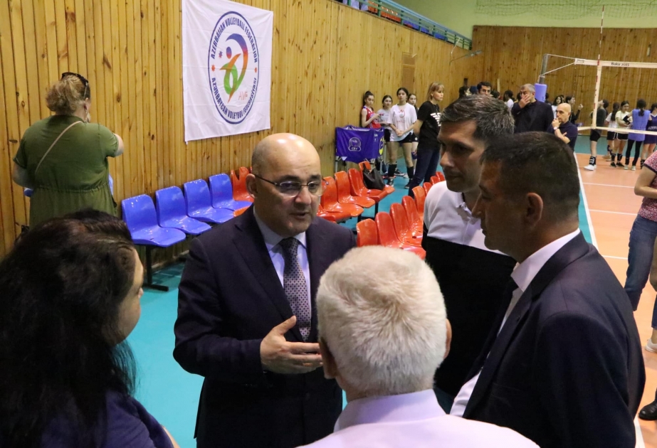 Tələbələr Bakıda və regionlarda məşqçi kimi fəaliyyət göstərmək imkanı əldə edəcəklər