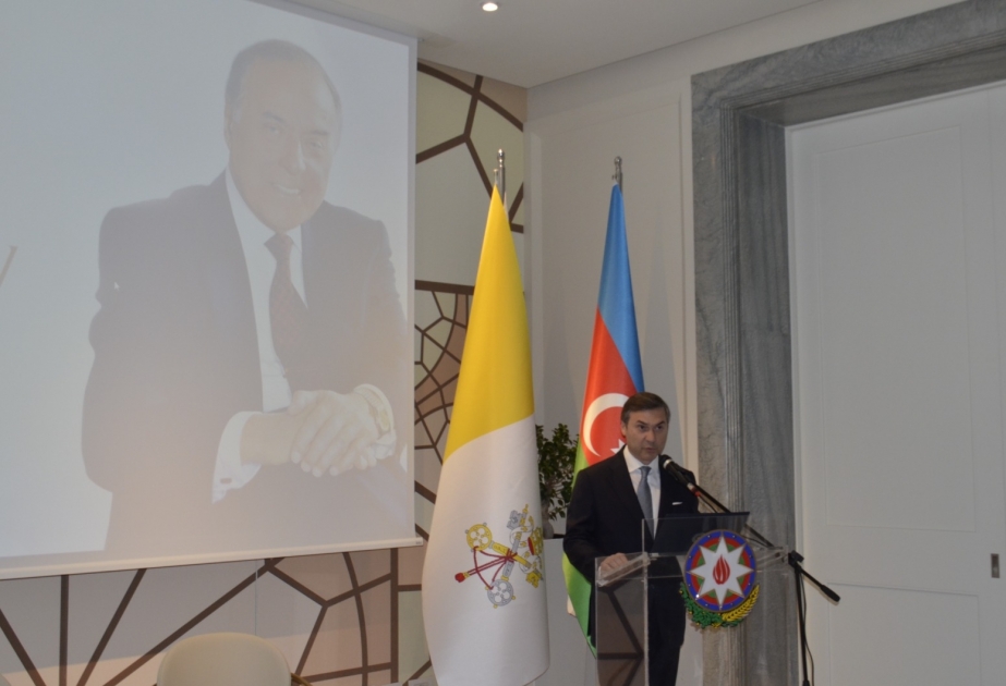 Azərbaycanın Vatikandakı səfirliyi Müstəqillik Günü və Ümummilli Liderin 100 illiyi ilə bağlı rəsmi qəbul keçirib VİDEO