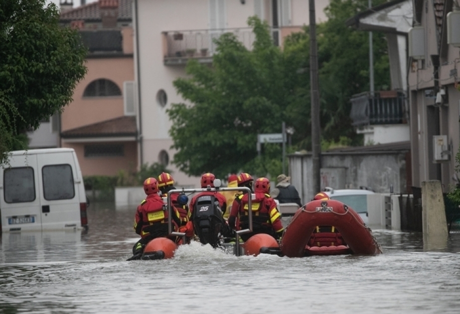 Le bilan des inondations en Italie s'alourdit à 15 morts