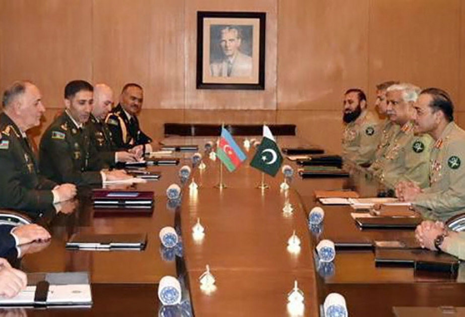 Baş Qərargah rəisi Pakistan Silahlı Qüvvələrinin Quru Qoşunları komandanı ilə görüşüb