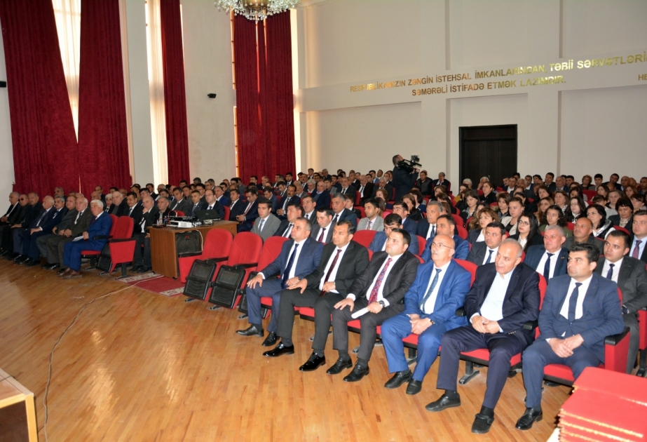 Daşkəsəndə konfrans: Nə qədər Azərbaycan var, mən də varam