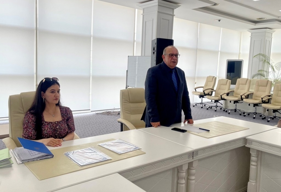 Tələbələrin Mərkəzi Elmi Kitabxanada istehsalat təcrübəsi yekunlaşıb
