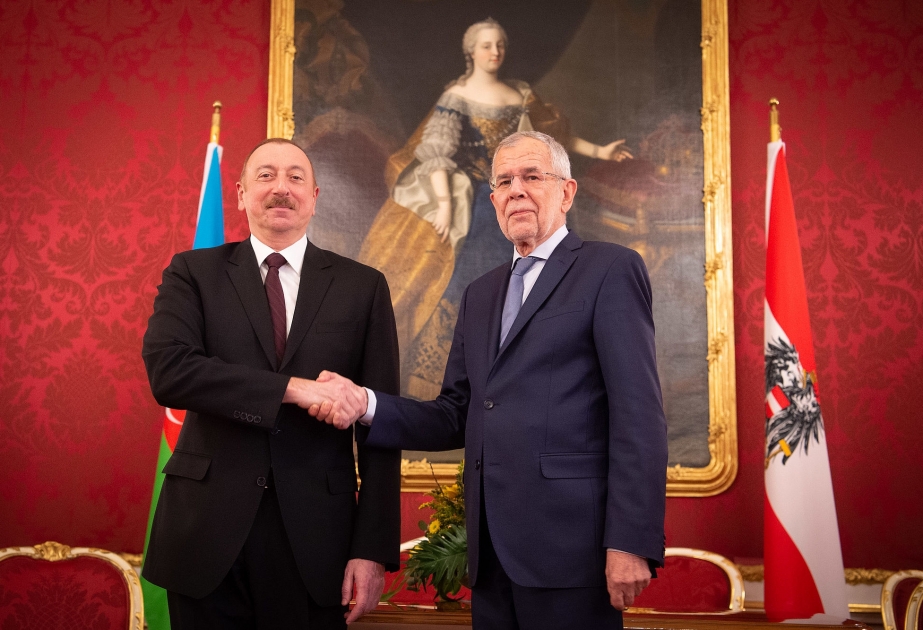Bundespräsident Alexander Van der Bellen gratuliert Präsident Ilham Aliyev zum Tag der Republik am 28. Mai