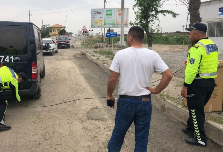 “Təmiz hava” aylığı çərçivəsində Salyanda sürücülərlə profilaktik söhbətlər aparılıb