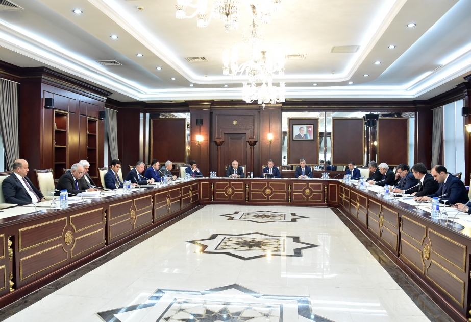 Milli Məclisin İqtisadi siyasət, sənaye və sahibkarlıq komitəsinin iclasında 2022-ci ilin dövlət büdcəsinin icrası müzakirə olunub