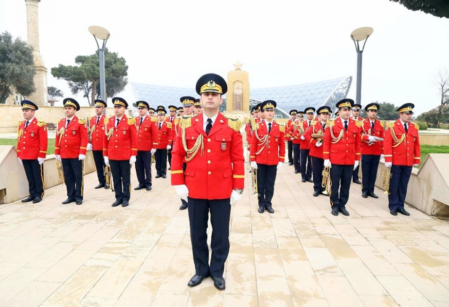 Hərbi institutun orkestr heyəti Gürcüstanda səfərdədir
