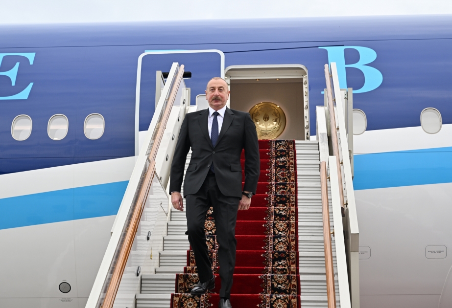 Presidente Ilham Aliyev emprende una visita de trabajo a Rusia