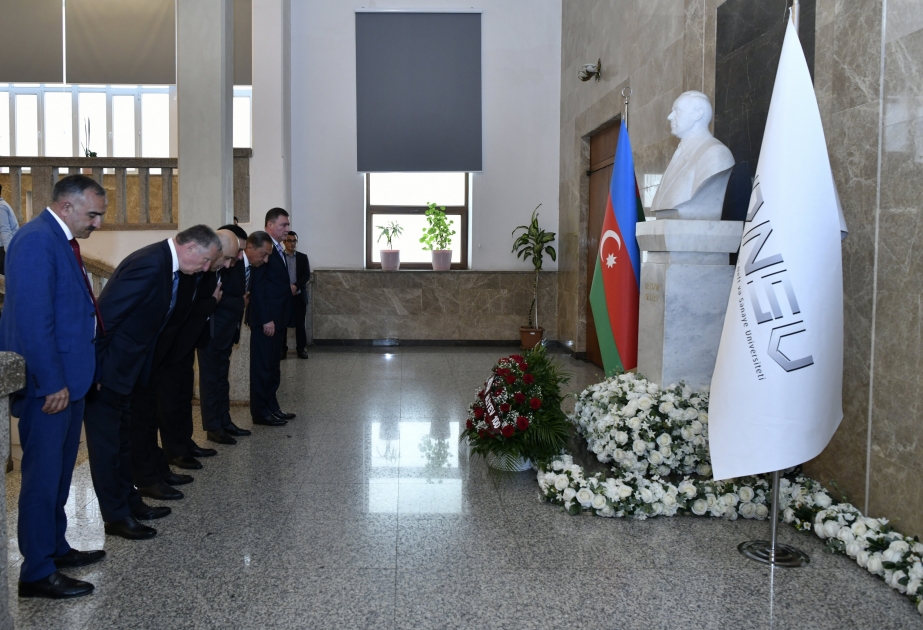 ADNSU-da konfrans: Heydər Əliyev və Azərbaycan sənayesinin inkişafı