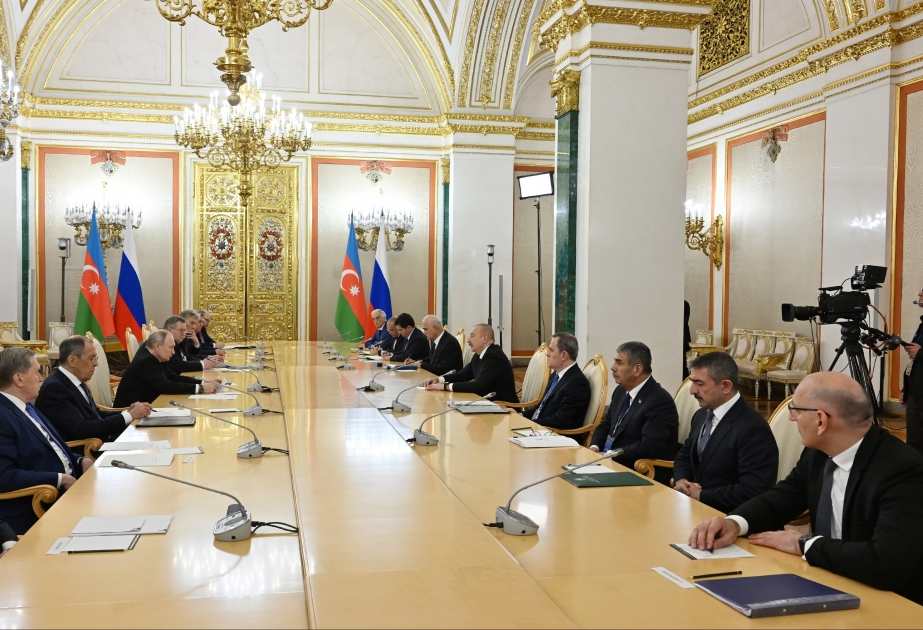 Presidente Ilham Aliyev: "Heydar Aliyev y Vladimir Putin sentaron las bases para el nivel actual de las relaciones entre Rusia y Azerbaiyán"