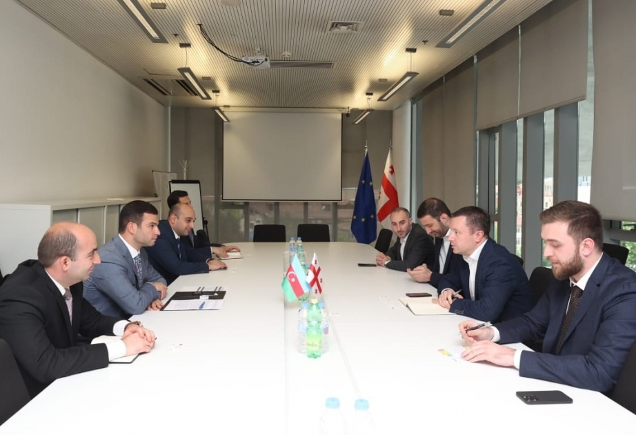 Gürcüstan ilə investisiyaların artırılmasında KOB-ların roluna dair fikir mübadiləsi aparılıb