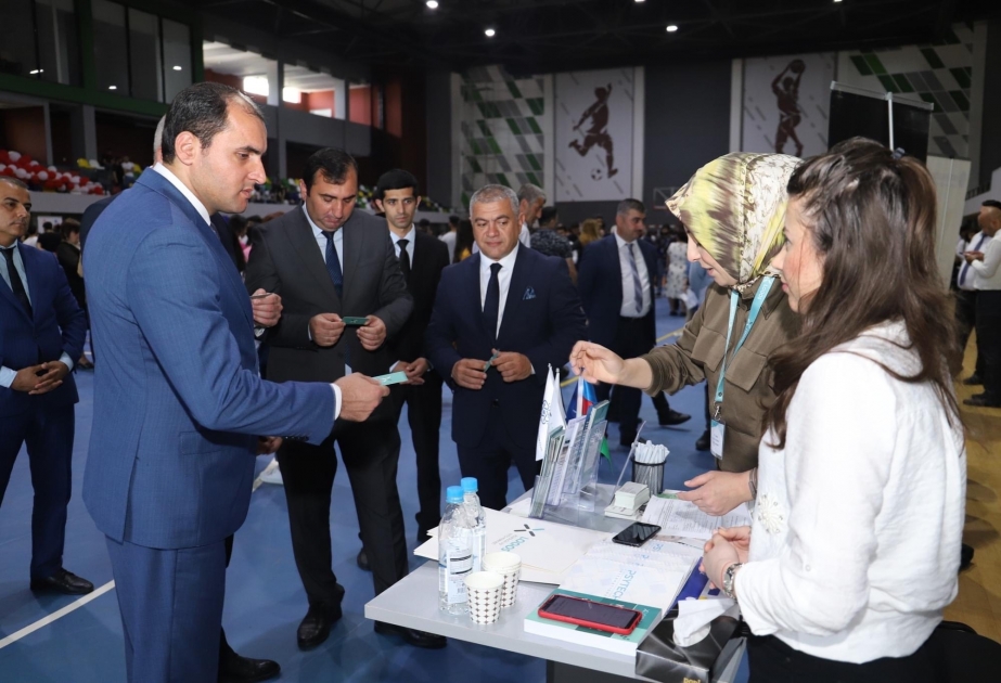 Lənkəranda keçirilən əmək yarmarkasında 900-dən çox vakansiya təqdim edilib