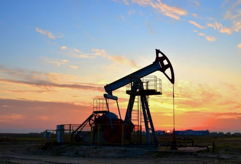 Цена нефти марки «Азери Лайт» приближается к 79 долларам
