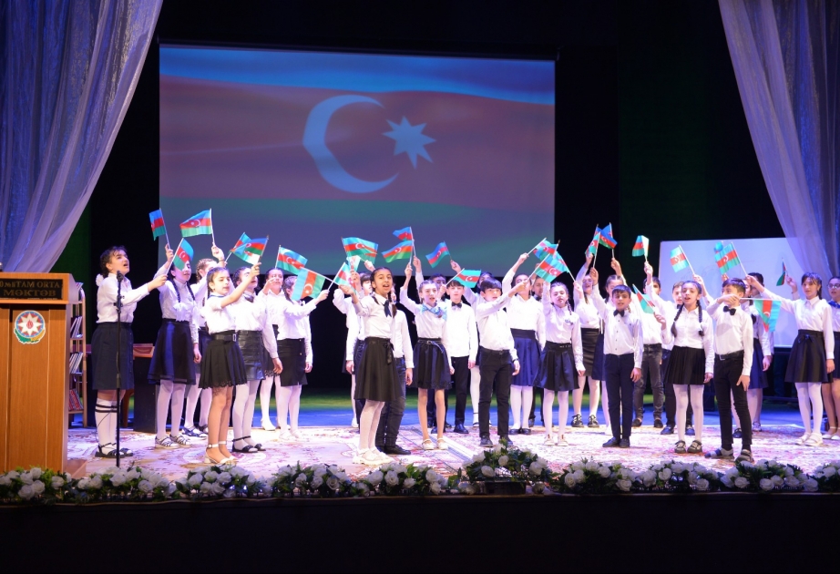Şəki şəhər 10 nömrəli tam orta məktəb 125 yaşını qeyd edib