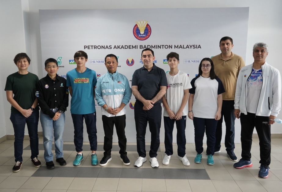 Azərbaycan Badminton Federasiyasının prezidenti Malayziyada təhsil alan badmintonçularla görüşüb