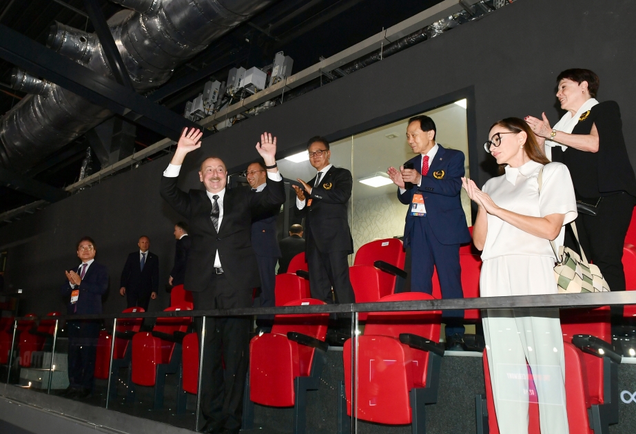 In Baku findet Eröffnungsfeier der 26. Taekwondo-WM statt Präsident Ilham Aliyev und First Lady Mehriban Aliyeva nehmen an Eröffnungszeremonie teil VIDEO