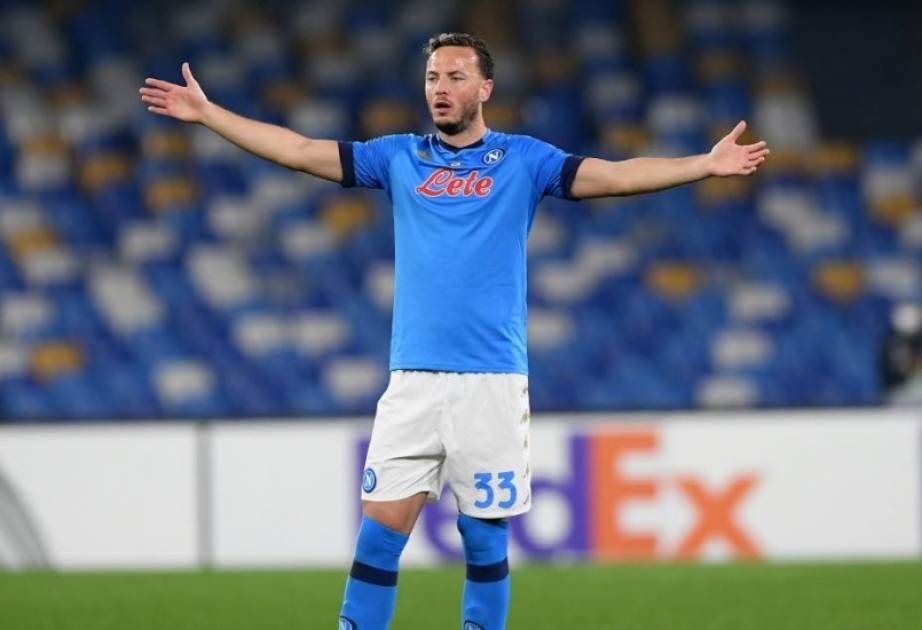 “Napoli” klubu müdafiəçisi Amir Rahmani ilə müqaviləni yeniləyib
